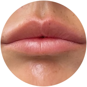 1. Appliquez sur les lèvres